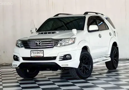 FORTUNER 2.5 V.CHAMP.2WD.ภายในสีดำ เกียร์ออโต้ ปี 2014 