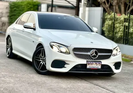 รุ่นรถ : Mercedes Benz E350e Amg Dynamic เบนซิน+ไฟฟ้า เกียร์:AT ปี: 2018 จด2020 สี: ขาว 