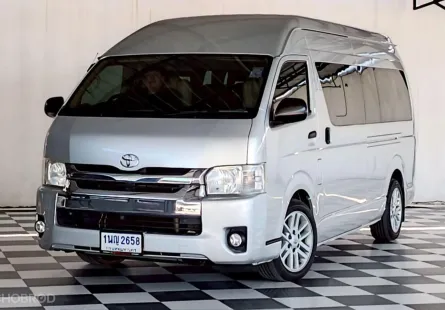 TOYOTA COMMUTER 3.0 V (VIP) เกียร์ธรรมดา ปี 2017