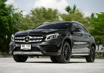 Benz GLA250 AMG Dynamic ปี 2018 รถมือเดียว ป้ายแดง เซอร์วิสศูนย์
