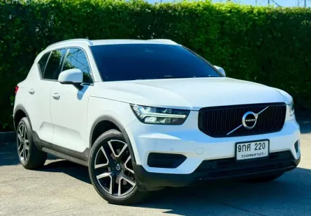 รถ SUV Volvo XC40 2.0 T4 Momentum 2020 พร้อมใช้งาน รถสวย ไมล์แท้  