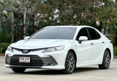 2022 Toyota CAMRY 2.5 HEV Premium Luxury รถเก๋ง 4 ประตู เจ้าของขายเอง รถสวย ไมล์แท้  