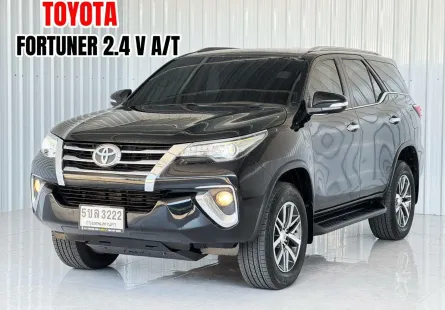 สภาพดี ฟรีดาวน์ได้ Toyota Fortuner 2.4 V 2WD SUV รถบ้านแท้