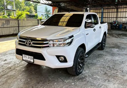 Toyota Revo Double Cab 2.4 E Prerunner  ปี 2016/2017 ผ่อนเริ่มต้น 8,*** บาท