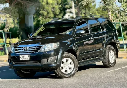 2012 Toyota Fortuner 3.0 V 4WD SUV ออกรถฟรี