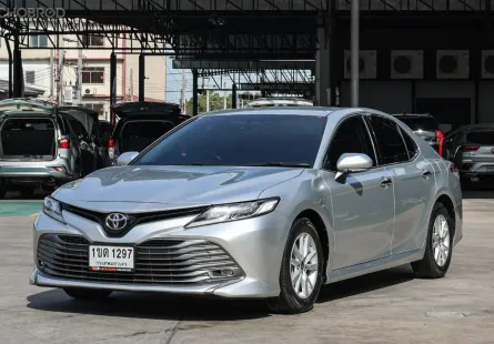 2020 Toyota CAMRY 2.0 G ออกรถ999 ผ่อน10,XXX บาท รถสภาพเยี่ยม มีรับประกัน 