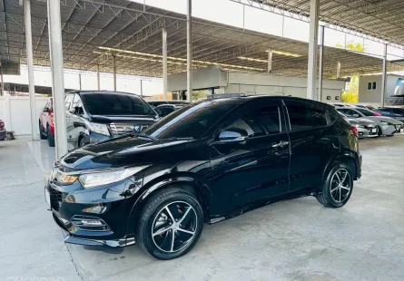 HONDA HR-V 1.8 RS ปี 2020 รถสวย มือแรกออกห้าง พร้อมใช้ ไมล์น้อย 8 หมื่น TOP สุด รับประกันตัวถังสวย