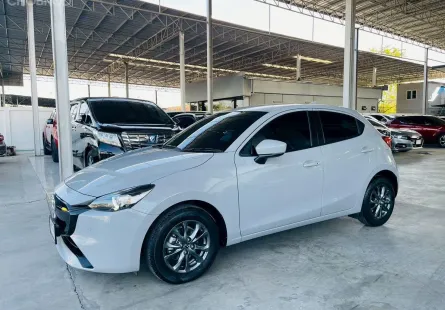 MAZDA2 1.3 S SPORT ปี 2024 รถสวย มือแรกออกห้าง สภาพป้ายแดง ไมล์ 1 หมื่นโล TOP รับประกันตัวถังสวย