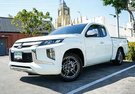 2020 MISUBISHI TRITON 2.5 GLX MEGA CAB