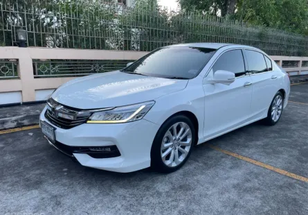 HONDA  ACCORD 2.4 EL 2018 รถเจ้าของเดียว รถสวย ไม่มีชน รับประกัน เครื่อง เกียร์ 2 ปี หรือ 20,000 กม.