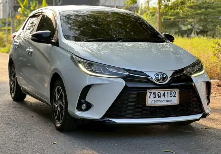 Toyota Yaris Sport Premium 1.2 ปี 2021 Topสุด