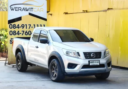 Nissan NP 300 Navara 2.5 KING CAB S Pickup ปี 2017 เครื่อง ดีเซล เกียร์ ธรรมดา รถสวยเดิม สภาพดี