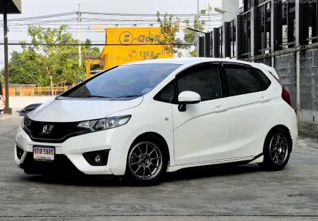Honda Jazz 1.5 S 2015 รถมือสองสภาพดี ไมล์น้อย 