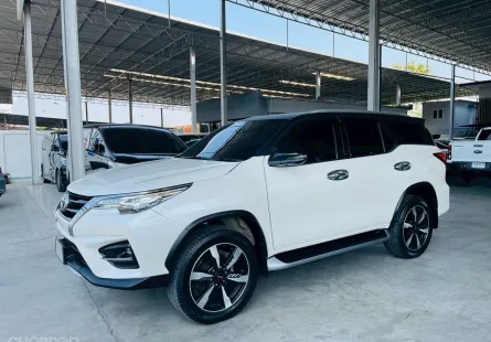 TOYOTA FORTUNER 2.8 TRD SPORTIVO ปี 2020 รถสวย มือแรกออกห้าง พร้อมใช้ ไมล์น้อย รับประกันตัวถังสวย