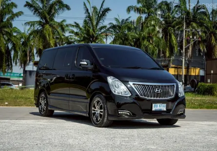 HYUNDAI H-1 2.5 Deluxe AT 2017