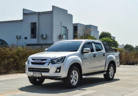 Isuzu Dmax Cab-4 Hi-lander 1.9 Z-Prestige ปี 2017 เกียร์ Auto 