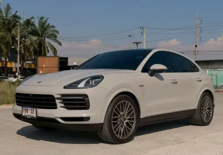 2024 Porsche Cayenne e-hybrid Coupe  Platinum Edition
