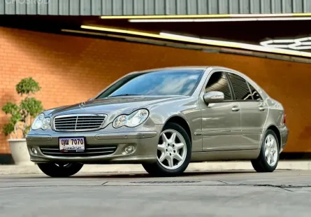 Mercedes-Benz C-Class C200 Kompressor 2004 พร้อมใช้งานทันที รถสวย ประวัติดี  