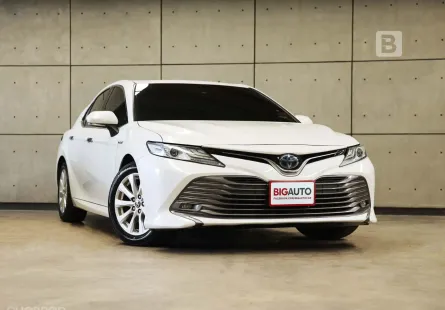2021 Toyota CAMRY 2.5 Hybrid Premium Sedan AT ไมล์แท้ รับประกันตัวรถ 5 ปี 150,000 KM B6060
