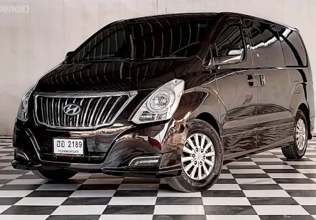 ็ํHYUNDAI H1 2.5 DELUXE เกียร์ออโต้ ปี 2018
