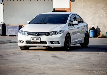 2013 Honda CIVIC 1.8 i-VTEC รถเก๋ง 4 ประตู 