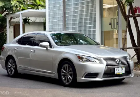 Lexus LS460 4.6 2017 รถผู้บริหาร สวยเดิม ไมล์แท้ ประวัติดี 