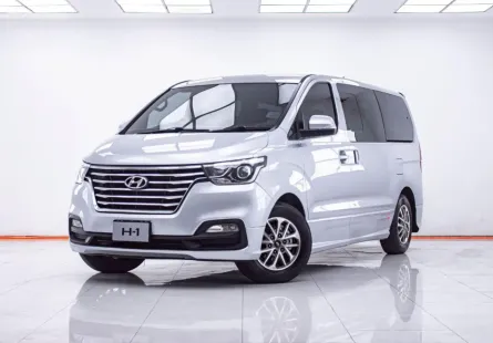 1E718 HYUNDAI H1 2.5 ELITE AT 2020
