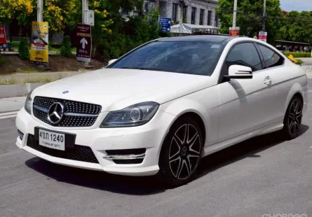 2013 BENZ C180 COUPE AMG สีขาว