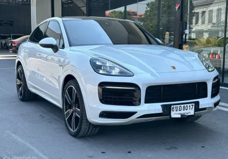 2023 Porsche Cayenne S E-Hybrid Coupe สีขาว