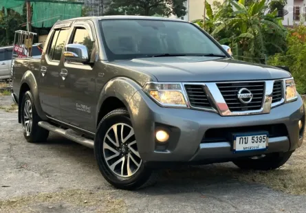 2013 Nissan navara CALIBRE 2.5 SV 4ประตู รถสวยพร้อมใช้