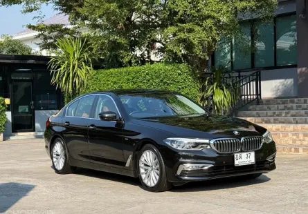 BMW 520D G30 รถมือเดียว ออกศูนย์ BMWTHAILAND รถวิ่งน้อย เข้าศูนย์ตรงระยะ รถไม่มีอุบัติเหตุครับ