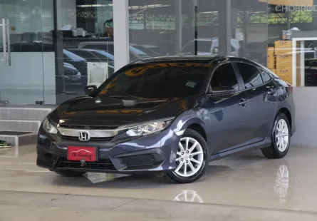 Honda CIVIC 1.8 E i-VTEC ปี17 รถบ้านมือเดียว สวยเดิม ใช้น้อยเข้าศูนย์ตลอด ยางสวย ออกรถ0บาท