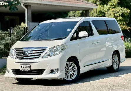 Toyota Alphard 2.4V ปี2012  สีขาว ออโต้ เบนซิน