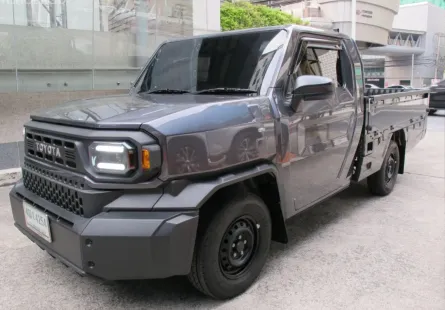 2025 Toyota Hilux Champ 2.4 Diesel AT C&C SWB รถกระบะ 