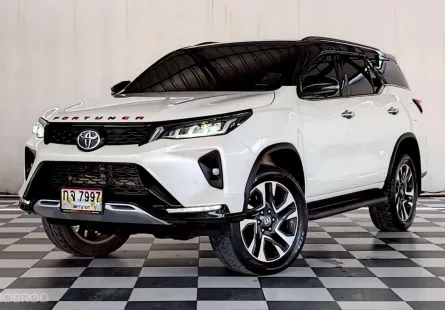 TOYOTA LEGENDER 2.4 V 2 WD เกียร์ออโต้ ปี 2020 (ไม่ขายป้ายทะเบียน)