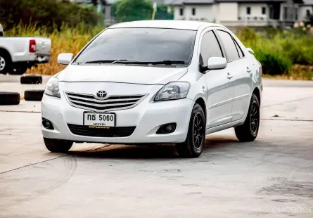 2012 Toyota VIOS 1.5 E รถเก๋ง 4 ประตู 