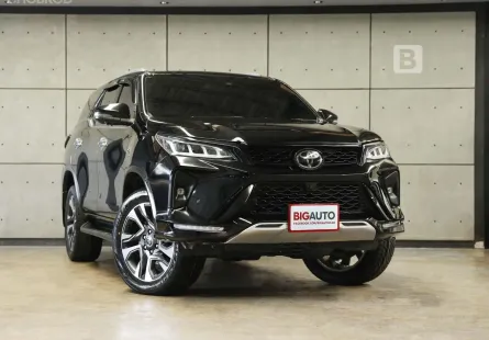 2023 Toyota FORTUNER 2.8 Legender 4WD SUV AT ไมล์แท้ 5 หมื่น รับประกันตัวรถ 5 ปี 150,000 KM B5156