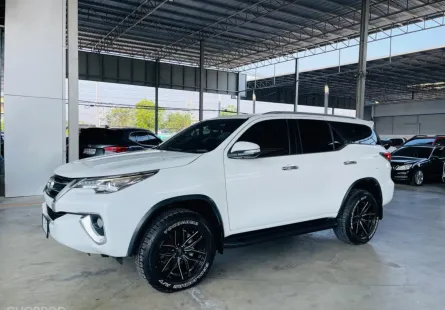 Toyota Fortuner 2.8 V 2015 รถมือสองสภาพดี ไมล์แท้ มือแรก
