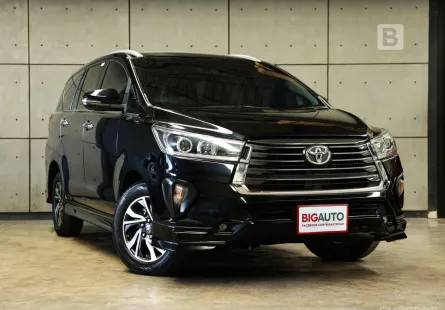 2022 Toyota INNOVA 2.8 Crysta Wagon AT ไมล์แท้ 1 หมื่น สภาพตัวรถเรียบร้อยมากไม่ต่างจากใหม่ B6540