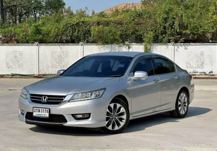 2013 Honda ACCORD 2.4 รถเก๋ง 4 ประตู รถบ้านมือเดียว 