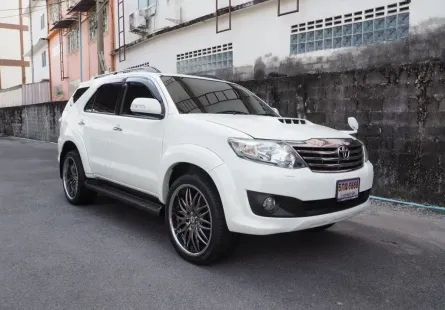 TOYOTA FORTUNER 3.0 V ปี 2013
