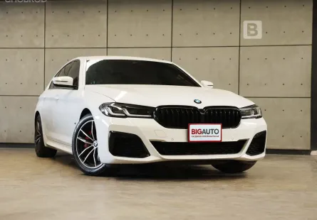 2023 BMW 520d 2.0 G30 M Sport Sedan AT ไมล์แท้ 3 หมื่น BSI Plus 5 ปี 100,000 KM B2989
