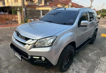 Isuzu MU-X 2.5 2013 รถครอบครัวยอดนิยม