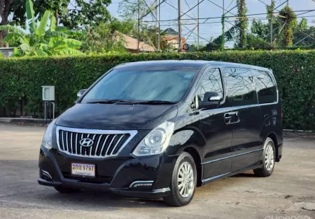 2018 Hyundai H-1 2.5 Deluxe รถตู้/MPV ฟรีดาวน์ รถสวย ไมล์แท้  