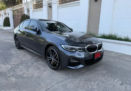 2022 BMW 3 Series 2.0 330e รถเก๋ง 4 ประตู ออกรถง่าย รถสวย ไมล์แท้  