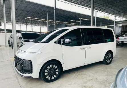 HYUNDAI STARIA 2.2 PREMIUM ปี 2023 รถสวย มือแรกออกห้าง พร้อมใช้ ไมล์น้อย TOP สุด รับประกันตัวถังสวย