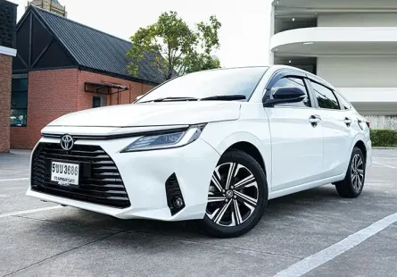 2023 Toyota Yaris Ativ 1.2  Premium Luxury