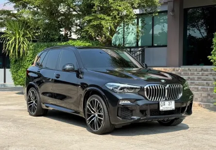 2020 BMW X5 30D MSPORT รถมือเดียวป้ายแดง วิ่งเพียง 50,000 กม เข้าศูนย์ทุกระยะ รถไม่มีอุบัติเหตุครับ