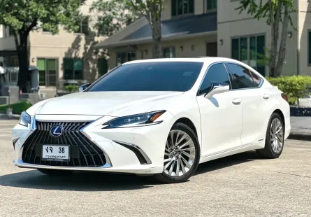 2022 Lexus ES300h 2.5 Hybrid รถเก๋ง 4 ประตู รถบ้านมือเดียว 