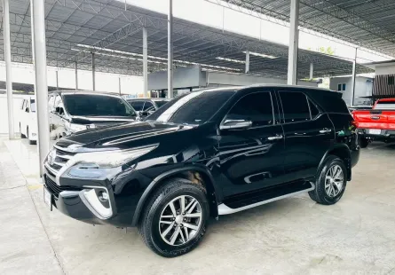 TOYOTA FORTUNER 2.4 V ปี 2019 รถสวย มือแรกออกห้าง พร้อมใช้ ไมล์น้อย รับประกันตัวถังสวย